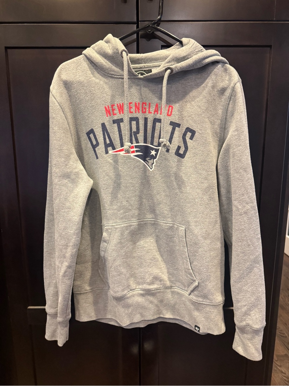 47 Brand New England Patriots Gray Crewneck Sweatshirt with Red and Navy Logo